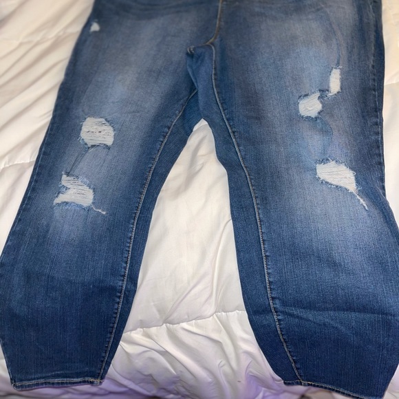 Torrid Jeans - Picture 2 of 3